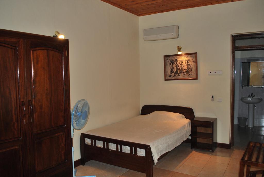 Parkview Inn Moshi Room photo