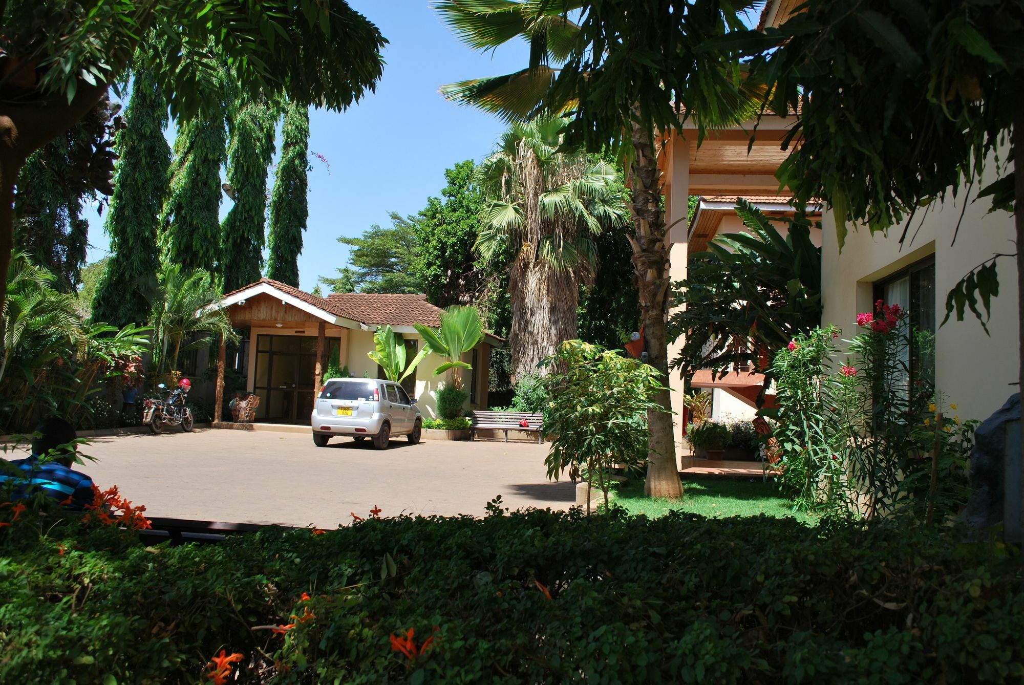 Parkview Inn Moshi Exterior photo